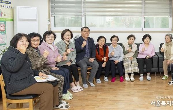 "무더위에서 한파까지" 용산구, 어르신 곁 지킨 현장 행정