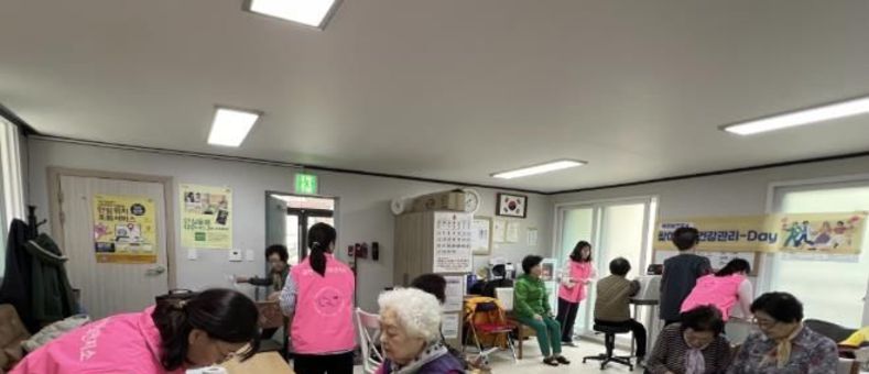 "디지털 장비로 건강관리" 금천구, 올해 5개 스마트경로당 신규 조성