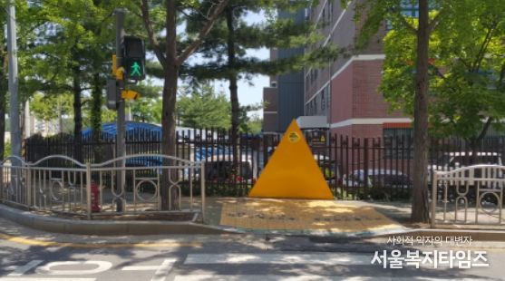 송파구, 어린이보호구역에 ‘보행신호 음성안내 보조장치’ 18개소 추가 설치 등 통합형 횡단보도 안전시설물 강화!
