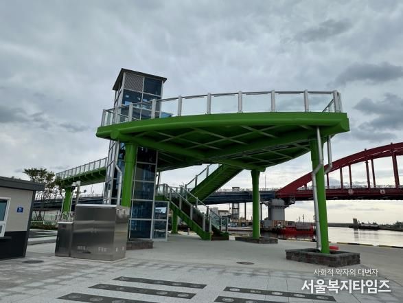 해양관광 확충 관련(친수공원 사진)