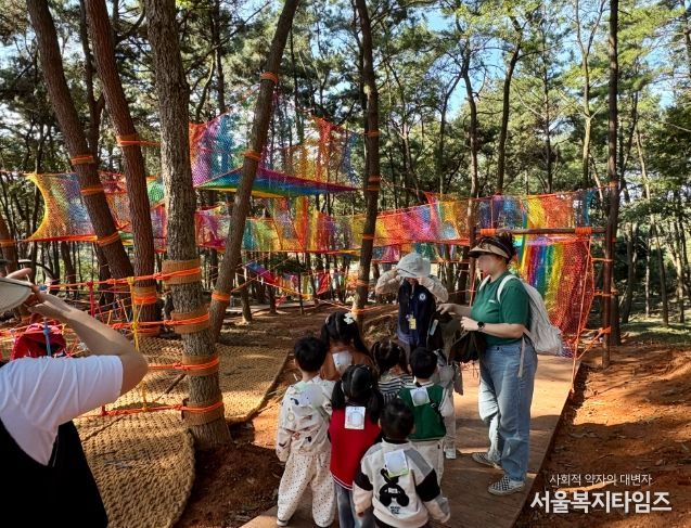 도심 속 자연 놀이터 '신흥공원 유아숲체험원'