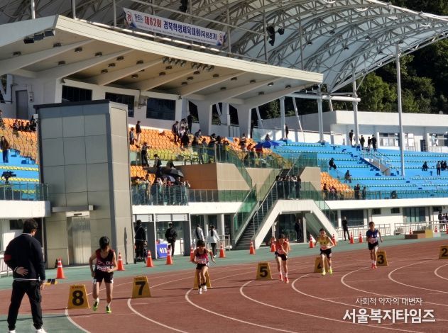 경북교육청, ‘제62회 경상북도학생체육대회 개최’(420교 3,483명 참가...체육 영재 발굴과 학교체육 활성화 기대)(28일 영주시민운동장에서 육상 경기를 펼치는 모습)