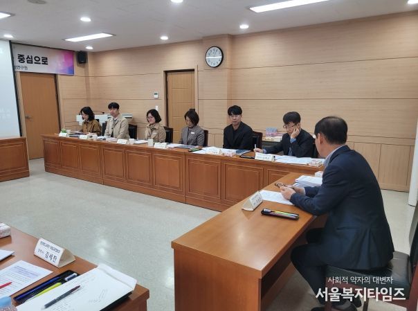 경북교육청, ‘정주학교’ 시범운영 성과 평가 착수(새로운 학교 모델 정주학교, 종합 평가로 성장의 길을 연다)(정주학교_정책연구 발표 모습)