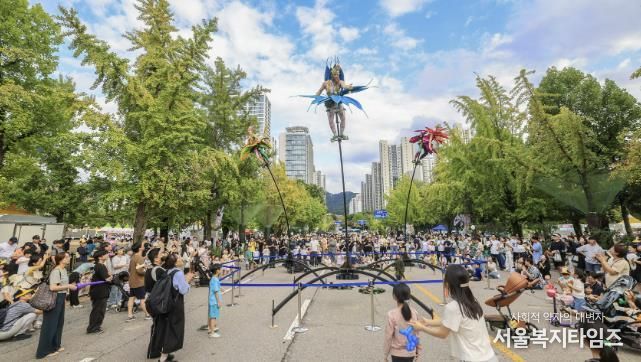 2025년 열린 과천공연예술축제 공연 모습