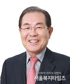 ㈜한국콜마 윤동한 회장