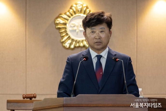 최충규 대덕구청장이 20일 대덕구의회 정례회 제1차 본회의에서 시정연설을 하고 있다