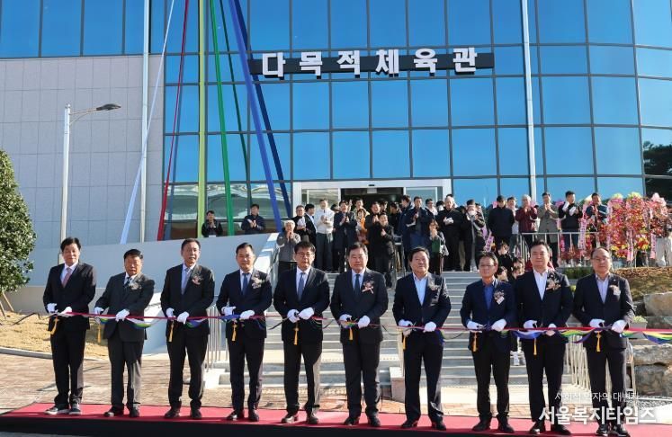 22일 열린 무안종합스포츠파크 다목적체육관 준공식