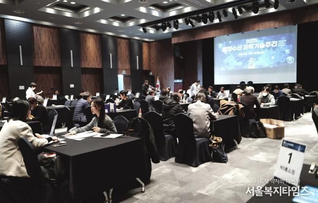 완도군, 해양바이오 연구소 입주 기업 판로 개척 나서