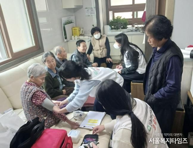 산청군, 이재민 건강 회복 위한 의료지원 지속