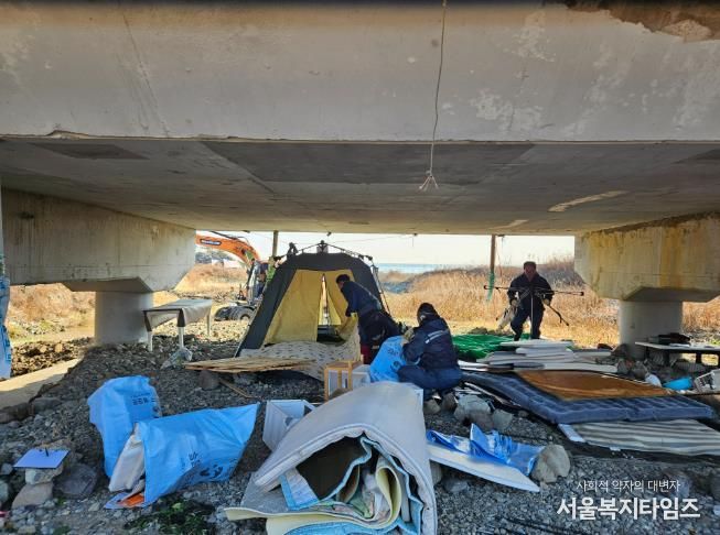 북구, 어물동 금천교 하부 불법시설물 행정대집행 실시