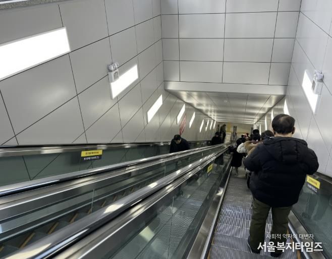 GTX-A 킨텍스역 이용객들(사진 제공=고양시 소셜기자단)