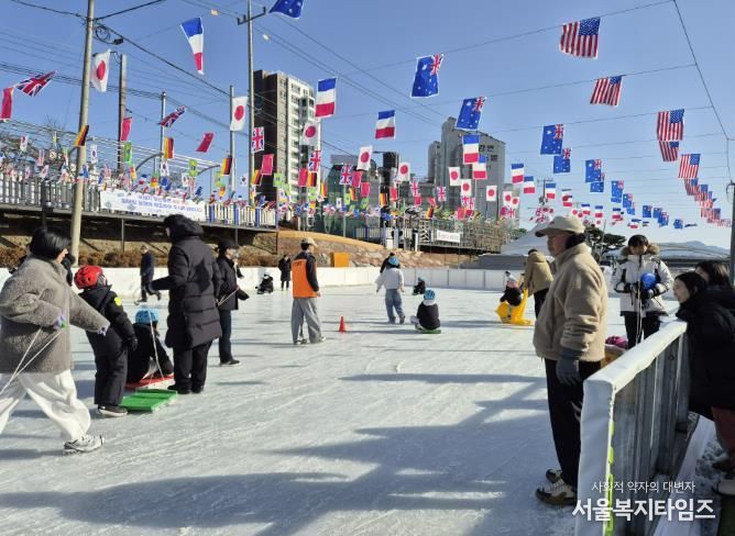 보은군 보청천 눈썰매장, 겨울방학 맞아 아동ㆍ청소년 큰 인기