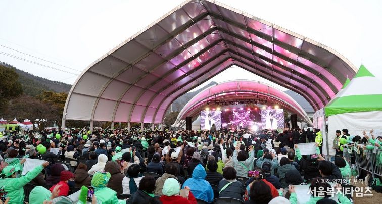 제54회 강진청자축제 현장 모습.