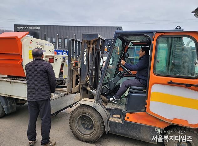 임대농업기계 입·출고 사진